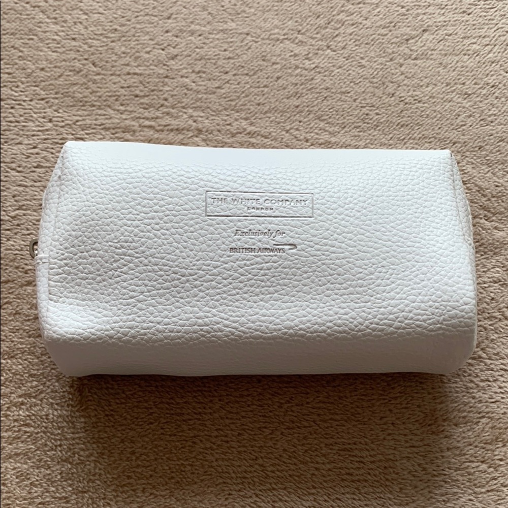 The White Company toiletry bag & kits- white